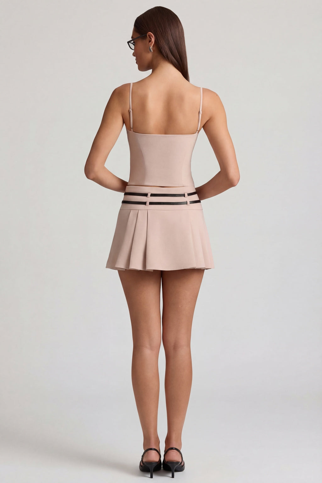Belted Low-Rise Pleated Mini Skirt in Mushroom